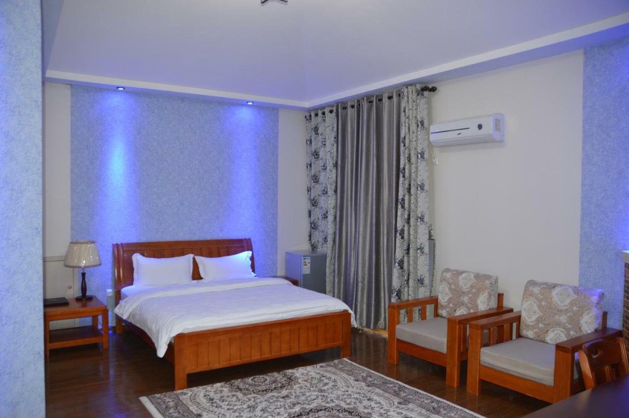Dior Hotel Tajikistan 杜尚别 外观 照片